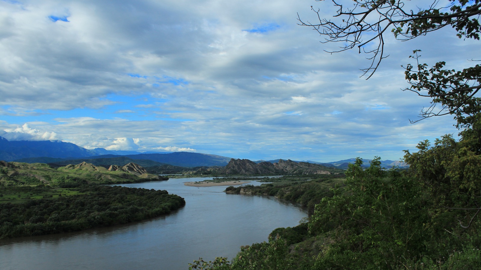 miles destinos, turismo, pasadias, transporte en ibagué, colombia